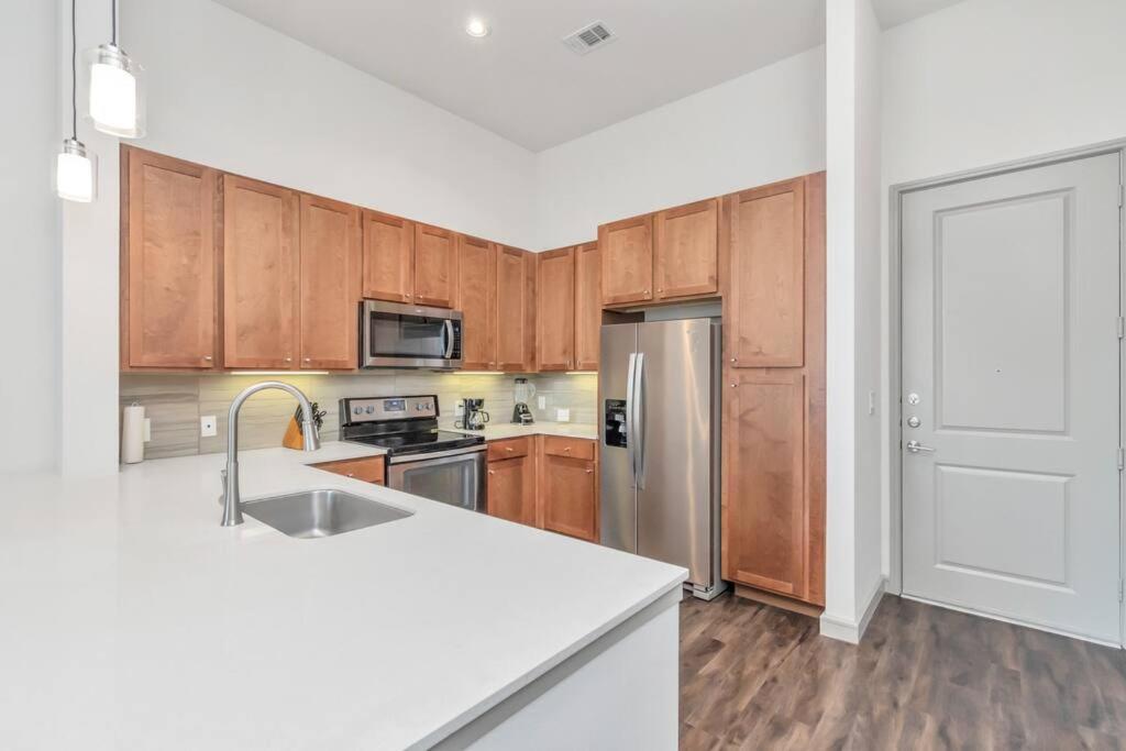 U3 Penthouse Houstonw Car Astros W Skyline-View 아파트 외부 사진