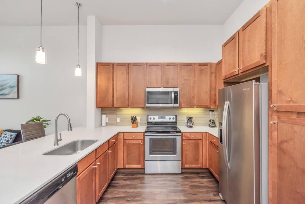 U3 Penthouse Houstonw Car Astros W Skyline-View 아파트 외부 사진